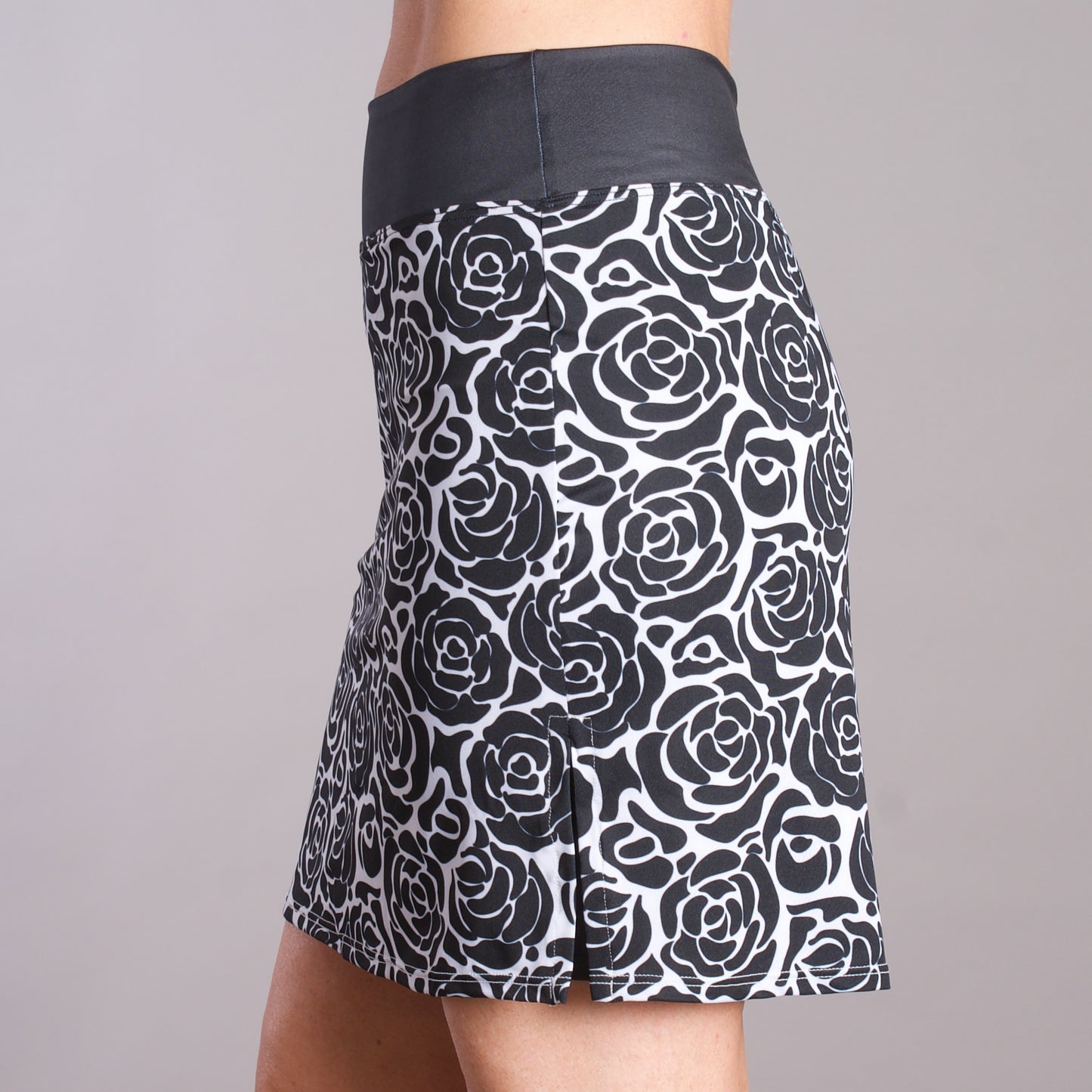 black and white roses skort for golf